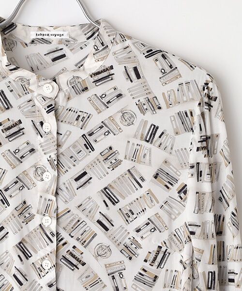 TABASA / タバサ シャツ・ブラウス | レーヨンローン ブック プリント ブラウス | 詳細3