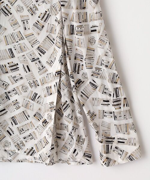 TABASA / タバサ シャツ・ブラウス | レーヨンローン ブック プリント ブラウス | 詳細4