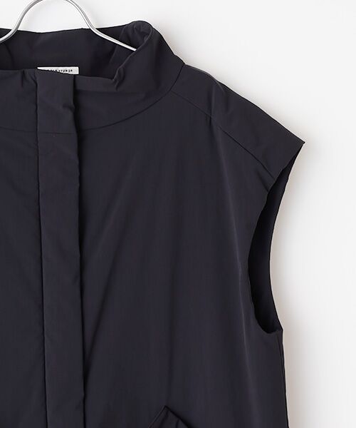 TABASA / タバサ ベスト | 撥水 ストレッチ タフタ 中綿入り ベスト | 詳細4