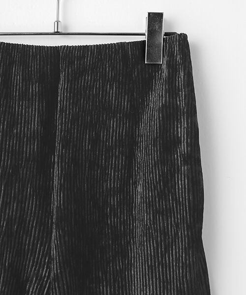 TABASA / タバサ その他パンツ | クラッシュ エンボス ベロア ワイドパンツ | 詳細2