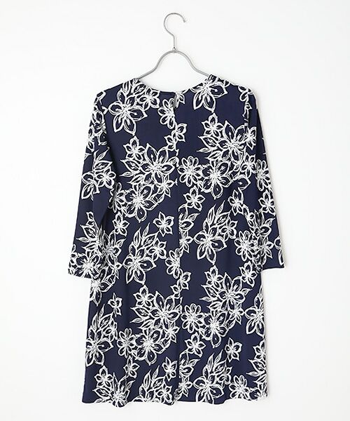 TABASA / タバサ チュニック | ベア天竺 × フラワー 発泡プリント チュニック | 詳細1