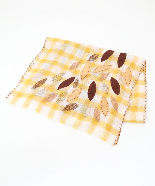 TABASA / タバサ マフラー・ショール・スヌード・ストール | ☆リーフ アップリケ ＆ 刺繍 ギンガム ストール（イエロー）