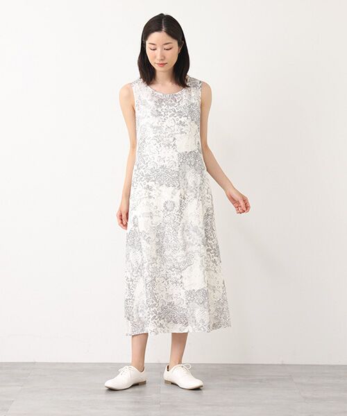TABASA / タバサ ロング・マキシ丈ワンピース | フレンチリネン × かすりアート プリント ノースリーブ ワンピース | 詳細11