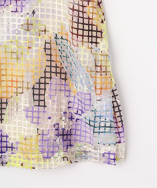 TABASA / タバサ シャツ・ブラウス | オーガンジー × ミックスフラワープリント フレンチスリーブ ブラウス | 詳細4