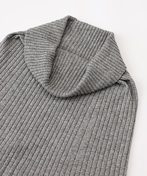 TAKASHIMAYA CASHMERE（キッズ、ストール・マフラー） / タカシマヤ カシミヤ（キッズ、ストール・マフラー） マフラー・ショール・スヌード・ストール | リブ編ポンチョ【日本製・カシミヤ50％/シルク50％・手洗い可】 | 詳細2