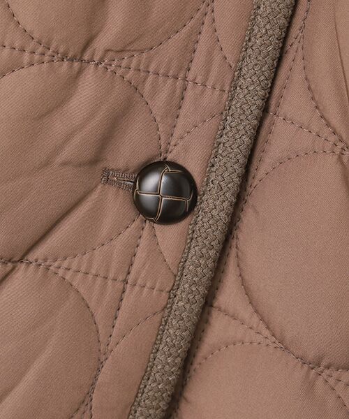 TAKASHIMAYA OUTLET / タカシマヤ アウトレット ダウンジャケット・ベスト | 中わたキルトコート | 詳細1