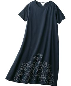刺しゅう入りワンピース＜ロング丈＞ （ロング・マキシ丈