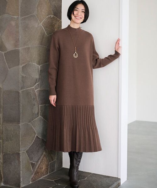 TAKASHIMAYA Style Plus / タカシマヤ スタイル・プリュ ロング・マキシ丈ワンピース | ニットワンピース＜ショート丈＞（ブラウン）