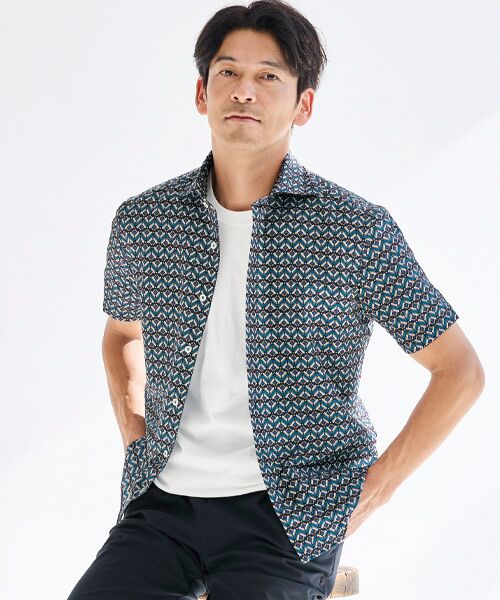 TAKASHIMAYA Style Plus / タカシマヤ スタイル・プリュ シャツ・ブラウス | サッカー小紋柄 プリント半袖シャツ（インク）