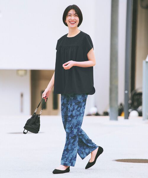 TAKASHIMAYA Style Plus / タカシマヤ スタイル・プリュ スラックス・ドレスパンツ | プリントワイドパンツ<股下63cm>(ネイビー系・花柄)