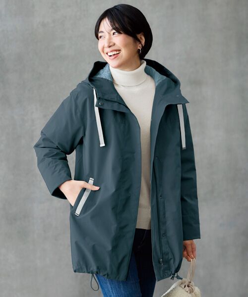 TAKASHIMAYA Style Plus / タカシマヤ スタイル・プリュ ダウンジャケット・ベスト | 裏キルトファイバー中わた配色使いコート（紺）