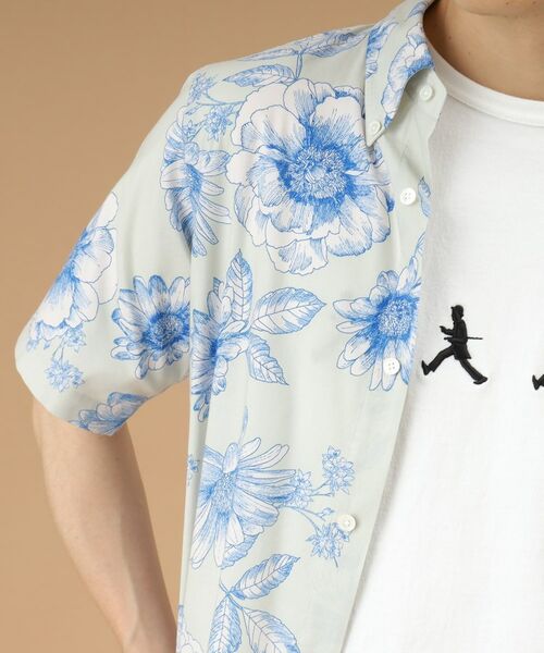 TAKEO KIKUCHI / タケオキクチ Tシャツ | フラワープリント 半袖シャツ | 詳細20