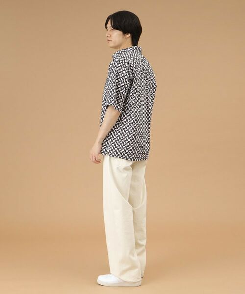 TAKEO KIKUCHI / タケオキクチ Tシャツ | アールデコプリント 5分袖シャツ | 詳細17