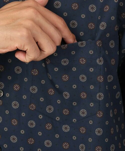 TAKEO KIKUCHI / タケオキクチ Tシャツ | 【Sサイズ～】菊柄 小紋プリント シャツ | 詳細7