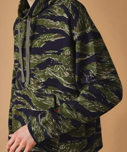 TAKEO KIKUCHI / タケオキクチ カットソー | 【Sサイズ~】迷彩プリントオフタートル | 詳細14