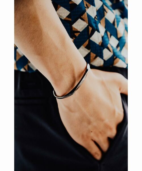 TAKEO KIKUCHI / タケオキクチ ブレスレット・バングル | 真鍮製アソートバングル ー 洗練された大人のアクセント | 詳細13