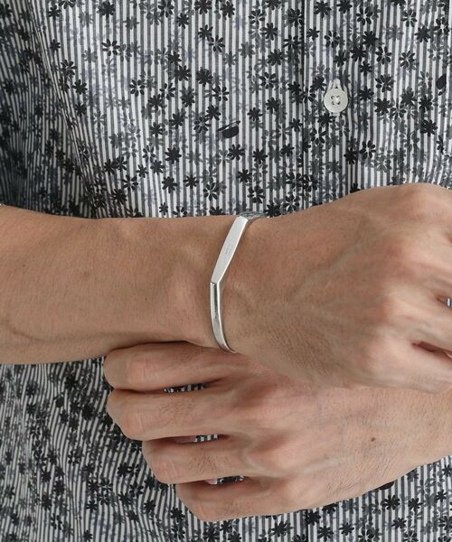 TAKEO KIKUCHI / タケオキクチ ブレスレット・バングル | 真鍮製アソートバングル ー 洗練された大人のアクセント | 詳細5