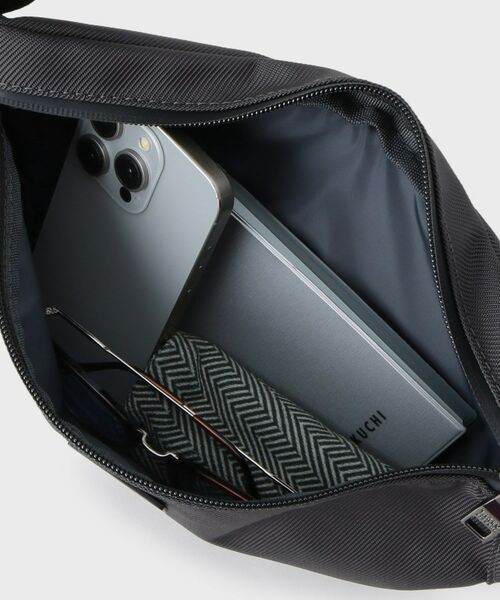 TAKEO KIKUCHI / タケオキクチ ショルダーバッグ | RedNameスリングショルダーバッグ | 詳細8