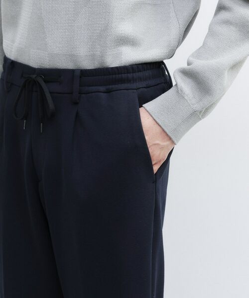 TAKEO KIKUCHI / タケオキクチ パンツ | 【JUST ONE LAYER】ダウンファブリック ポンチ スリムタック イージーパンツ | 詳細7