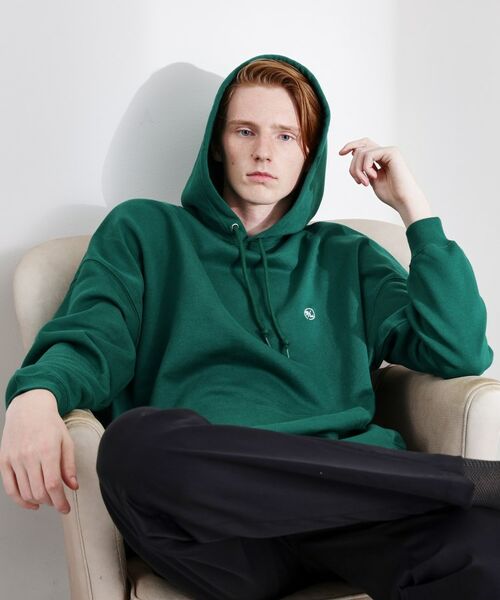 TAKEO KIKUCHI/タケオキクチ 【LIMITED】ワンポイント刺繍スウェットパーカ グリーン(024) 02(M) TAKEO KIKUCHI/タケオキクチ 【LIMITED】ワンポイント刺繍スウェットパーカ グリーン(024) 02(M)