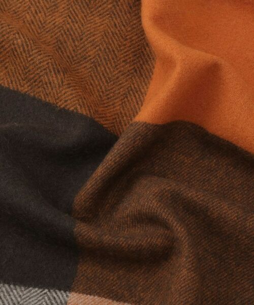 TAKEO KIKUCHI / タケオキクチ マフラー・ショール・スヌード・ストール | 【洗えるウールカシミヤ】 変形ブロックチェックマフラー | 詳細2