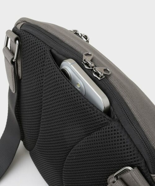 TAKEO KIKUCHI / タケオキクチ メッセンジャーバッグ・ウエストポーチ | ボディバッグ | 詳細10