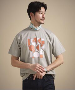 TAKEO KIKUCHI / タケオキクチ Tシャツ | ロゴグラフィック プリントTシャツ