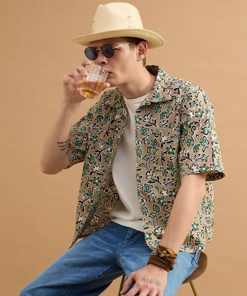 TAKEO KIKUCHI / タケオキクチ シャツ・ブラウス | フラワープリントオープンカラー半袖シャツ（ベージュ(152)）