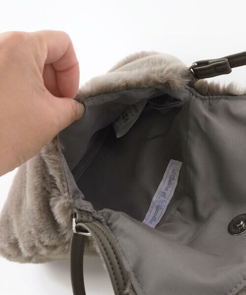 Tartine et Chocolat / タルティーヌ エ ショコラ ショルダーバッグ | ベルベットリボン付きファーポシェット | 詳細6