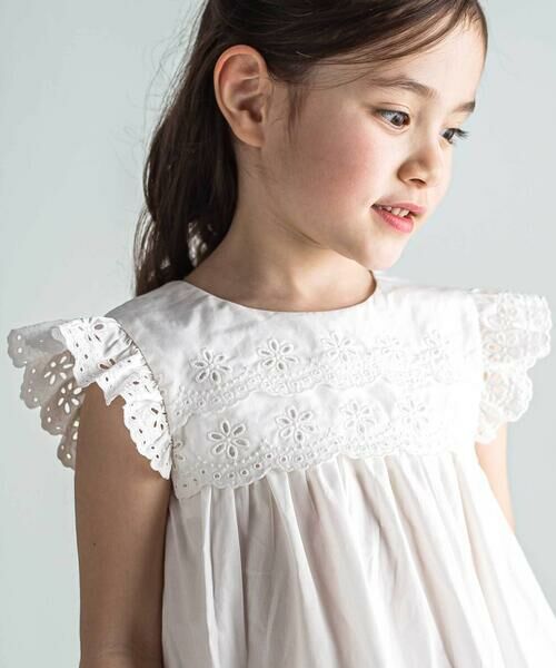 Tartine et Chocolat / タルティーヌ エ ショコラ シャツ・ブラウス | 【お揃い】パンチングレーススカラップ切り替えフリル袖ブラウス(100〜140cm) | 詳細3