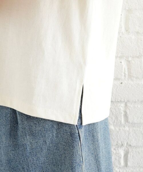 【Courreges】 ホワイトロゴ オーガニックコットンTシャツ 白 青 T-Shirts Women - courrèges (クレージュ)