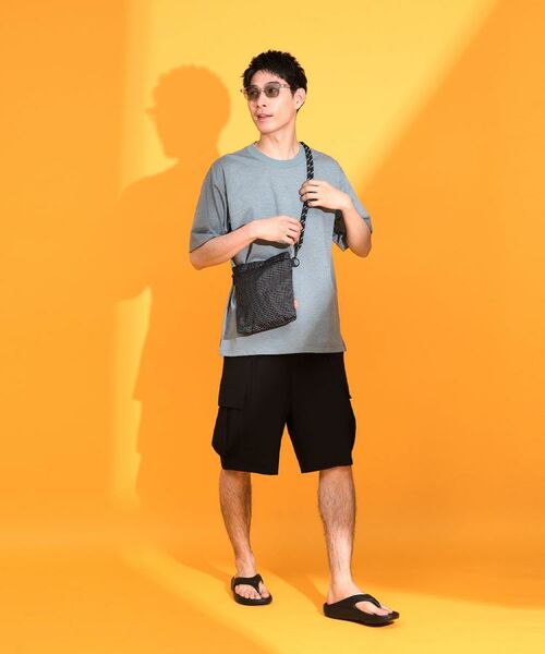 THE SHOP TK / ザ ショップ ティーケー ショルダーバッグ | ナイロンスクエアサコッシュ 【ユニセックス／軽量】 | 詳細2