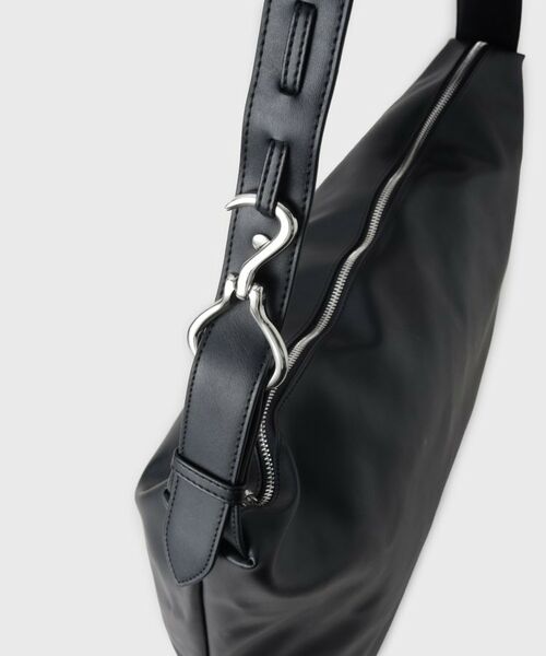 THE SHOP TK / ザ ショップ ティーケー ショルダーバッグ | フックバックルビッグショルダーバッグ | 詳細7
