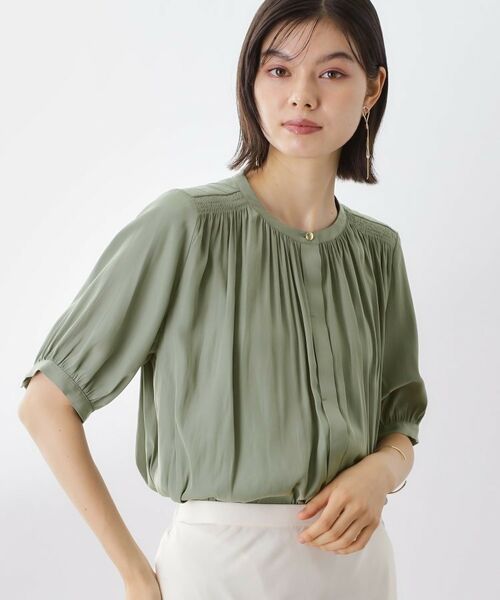 THE SHOP TK / ザ ショップ ティーケー シャツ・ブラウス | 【インしなくも決まる】サテンギャザー5分袖ブラウス | 詳細5