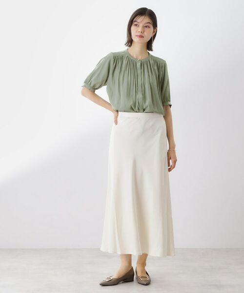 THE SHOP TK / ザ ショップ ティーケー シャツ・ブラウス | 【インしなくも決まる】サテンギャザー5分袖ブラウス | 詳細7