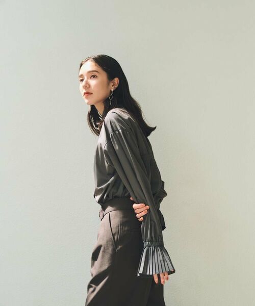 THE SHOP TK / ザ ショップ ティーケー シャツ・ブラウス | 袖プリーツ&バックシャーリングシャツ【体型カバー/洗える】 | 詳細3
