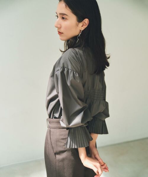 THE SHOP TK / ザ ショップ ティーケー シャツ・ブラウス | 袖プリーツ&バックシャーリングシャツ【体型カバー/洗える】 | 詳細4