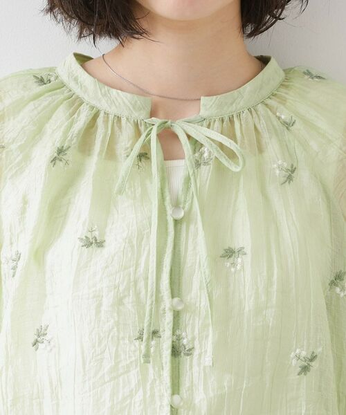 THE SHOP TK / ザ ショップ ティーケー シャツ・ブラウス | 華やぎを添える 花柄刺繍ブラウス | 詳細19