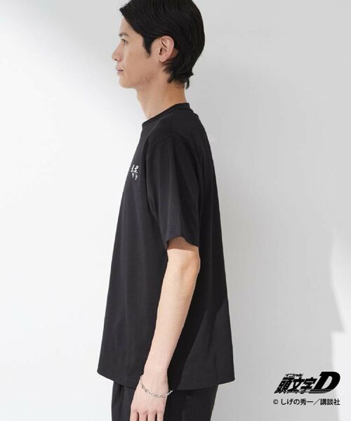 THE SHOP TK / ザ ショップ ティーケー Tシャツ | 頭文字D 別注 『タカハシ』 グラフィック半袖Tシャツ ステッカー&チャーム付き | 詳細17