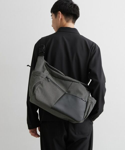 THE SHOP TK / ザ ショップ ティーケー ショルダーバッグ | VISIONARY 異素材コンビ ビッグショルダーバッグ | 詳細1