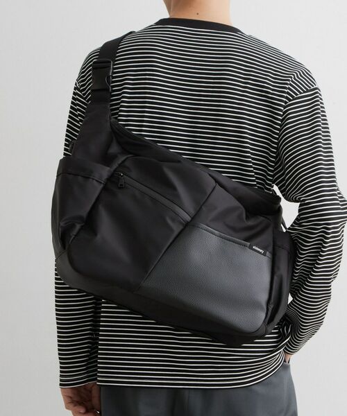THE SHOP TK / ザ ショップ ティーケー ショルダーバッグ | VISIONARY 異素材コンビ ビッグショルダーバッグ（ブラック(019)）