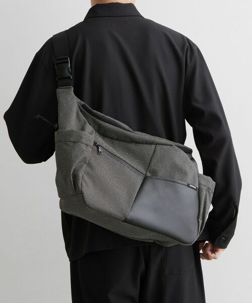 THE SHOP TK / ザ ショップ ティーケー ショルダーバッグ | VISIONARY 異素材コンビ ビッグショルダーバッグ（ブラック(219)）