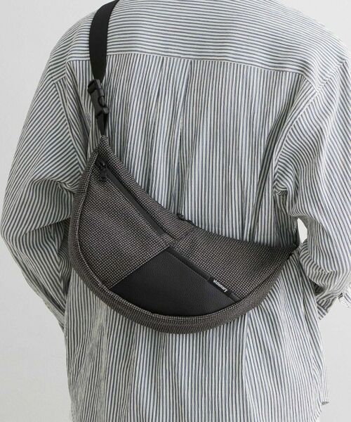 THE SHOP TK / ザ ショップ ティーケー ショルダーバッグ | VISIONARY 異素材コンビ ムーンショルダーバッグ（ブラック(219)）