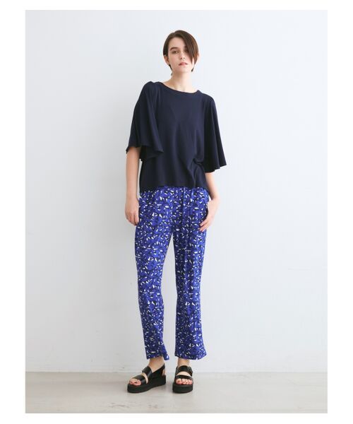 Travel line tuck pant