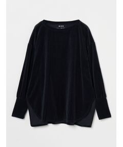 Compact velour loose top