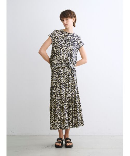 three dots / スリードッツ スカート | Travel line zigzag flare skirt | 詳細8