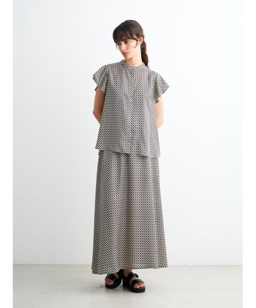 three dots / スリードッツ スカート | Silky twill narrow skirt | 詳細8