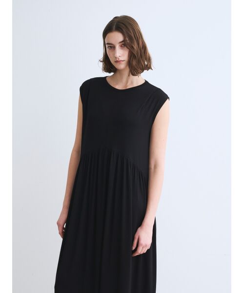 スリードッツ three dots トラベルライン ワンピース サマードレス Travel line dress｜スリードッツ オフィシャルオンラインショップ