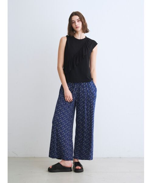 three dots / スリードッツ その他パンツ | Travel line fold over pants | 詳細9