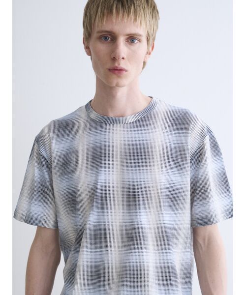 three dots / スリードッツ Tシャツ | Men's shadow check print t-shirt | 詳細7